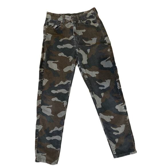 American Eagle Corduroy Super stretch Camo Pants, Mom Jean, Size 2 - Picture 2 of 10